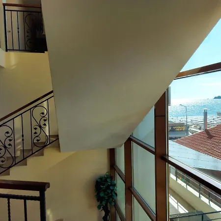 Апартамент Плами Созопол Apartment *